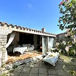 Logis De La Vau - Private Pool - Quiet Saint-Benoist-sur-Mer
