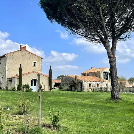 Villa Logis De La Vau - Private Pool - Quiet Saint-Benoist-sur-Mer