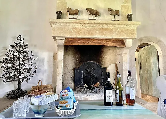 Logis De La Vau - Private Pool - Quiet Villa Saint-Benoist-sur-Mer